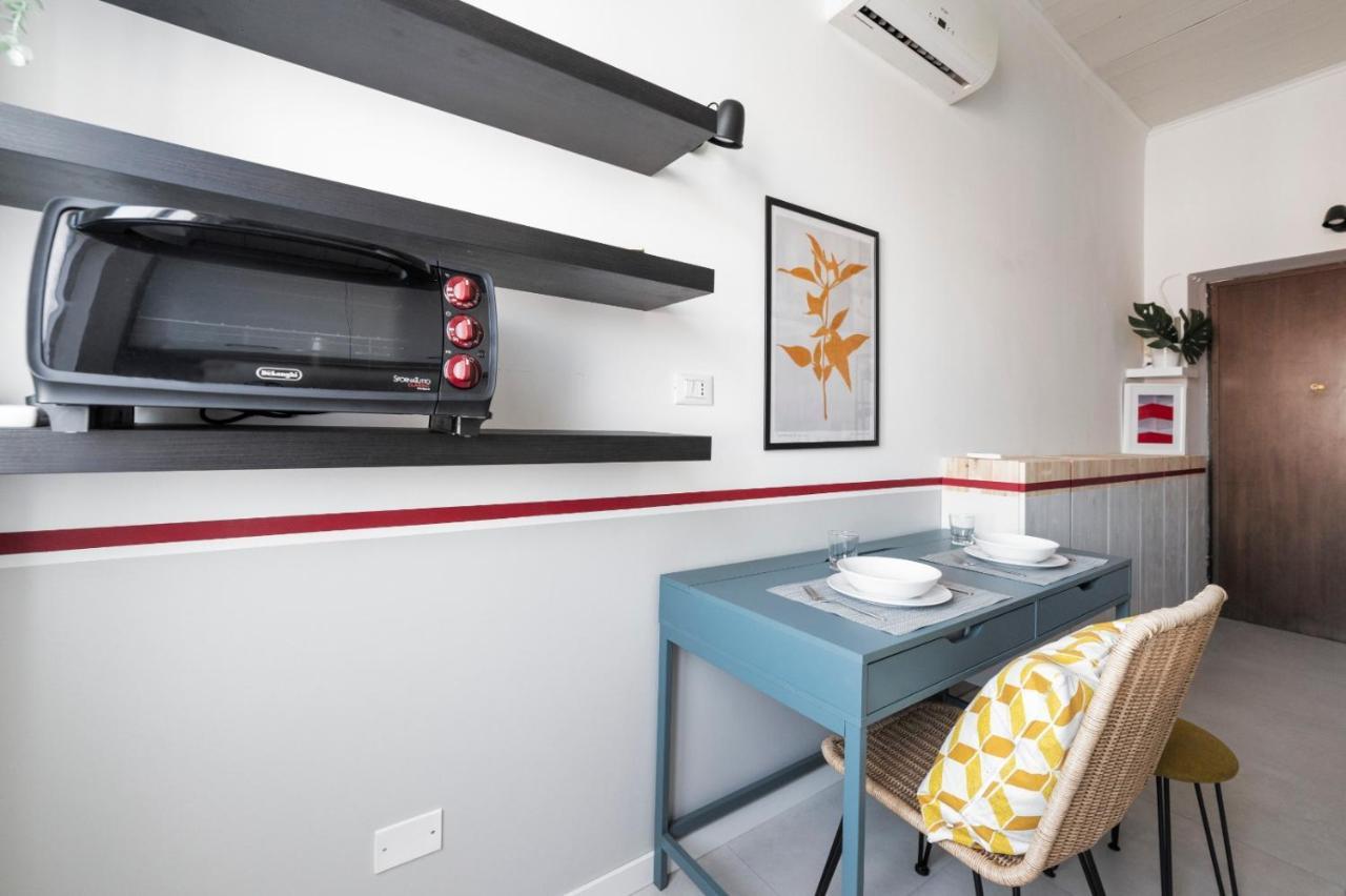 Naviglio Pavese Studio Apartment Milão Exterior foto
