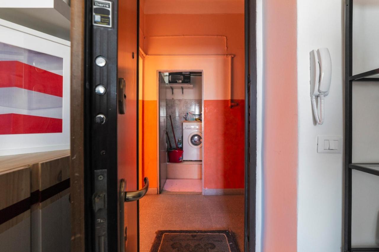 Naviglio Pavese Studio Apartment Milão Exterior foto